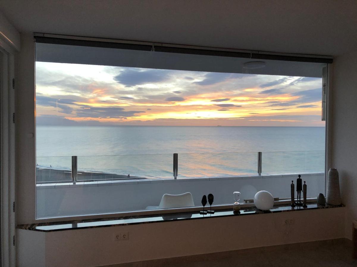 Magnifique Appartement Avec Une Incroyable Vue Sur Mer Τορρεμολίνος Εξωτερικό φωτογραφία