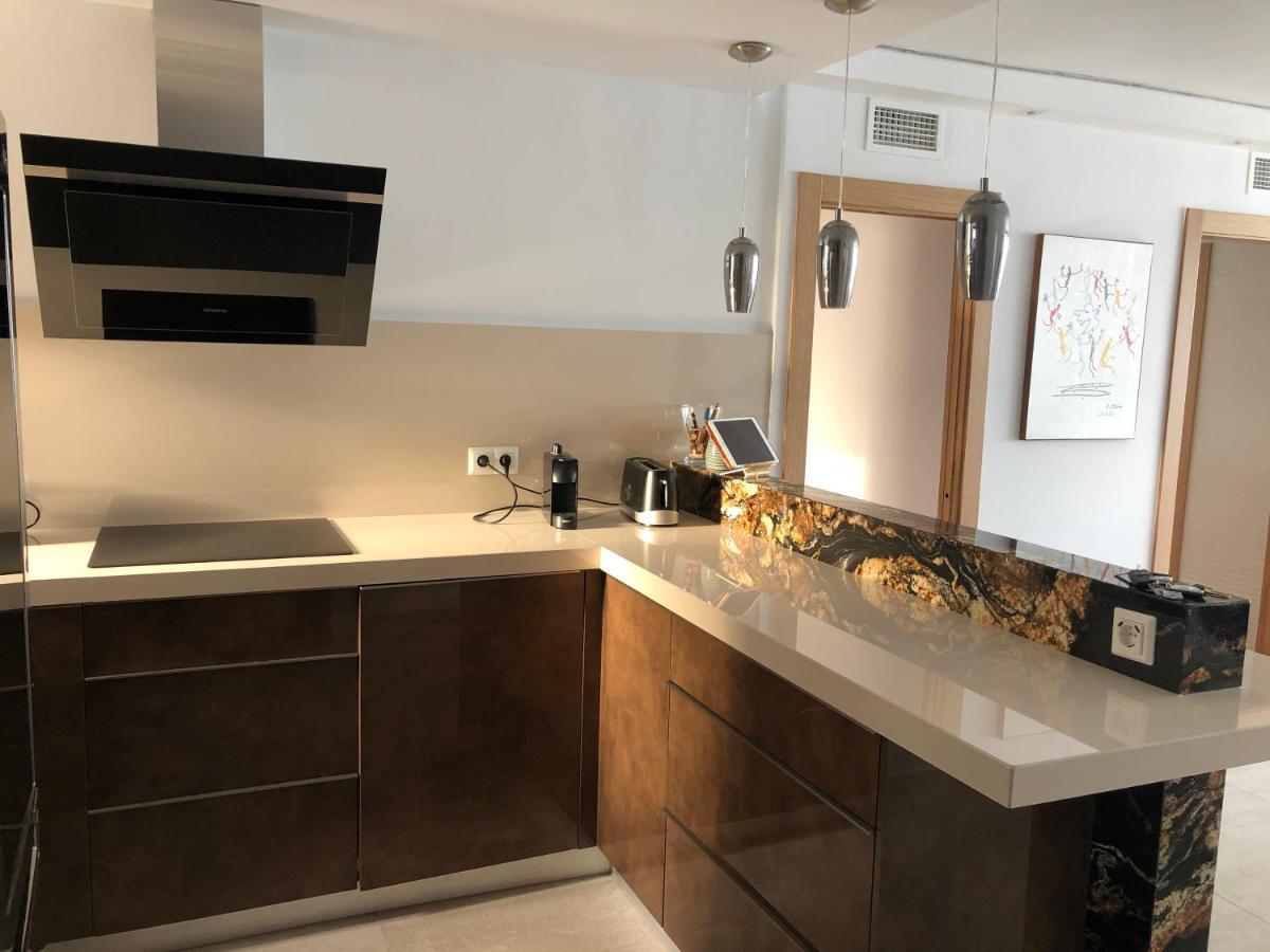 Magnifique Appartement Avec Une Incroyable Vue Sur Mer Τορρεμολίνος Εξωτερικό φωτογραφία