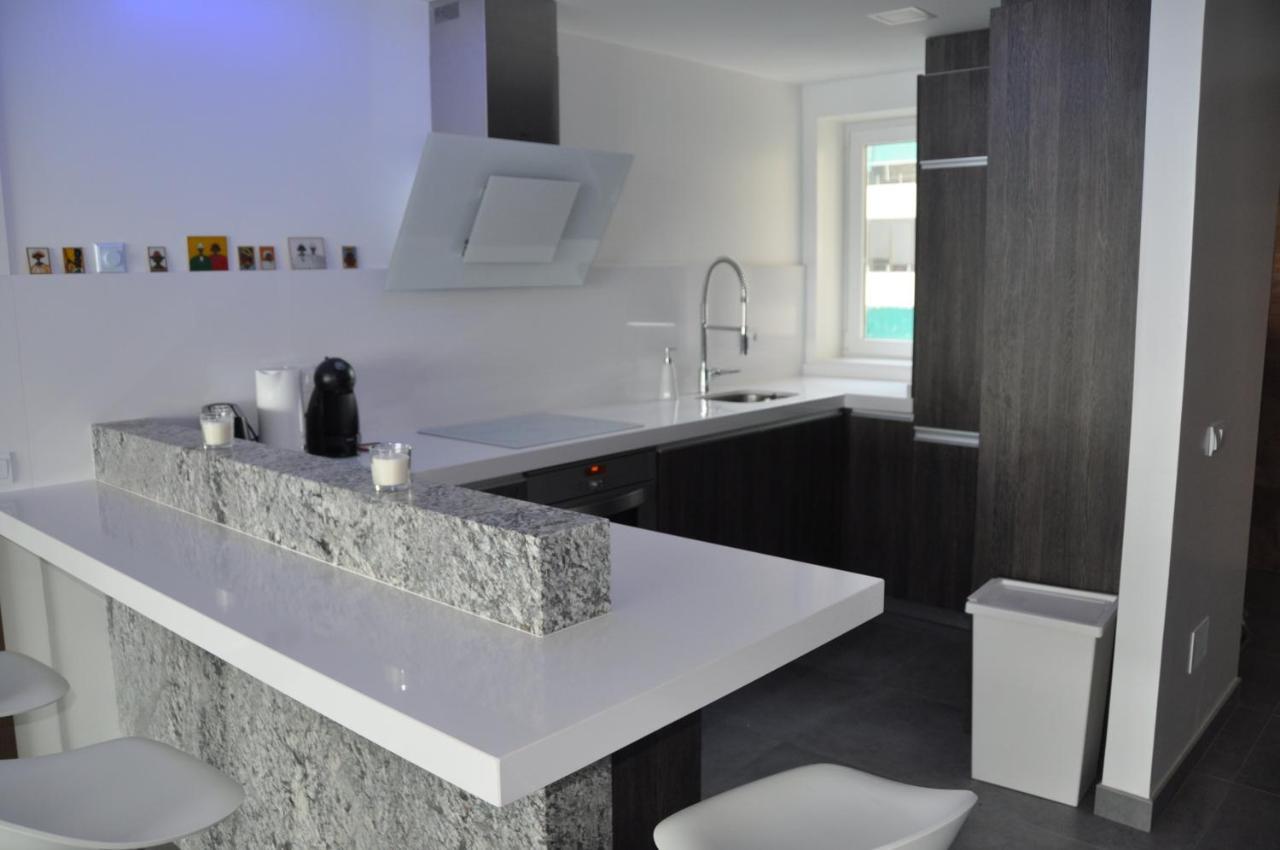 Magnifique Appartement Avec Une Incroyable Vue Sur Mer Τορρεμολίνος Εξωτερικό φωτογραφία
